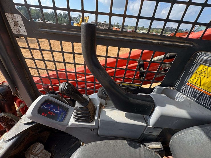 kubota-svl90-2-image-9