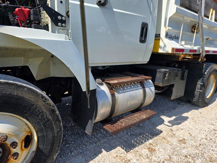 2015-international-workstar-7400-image-43