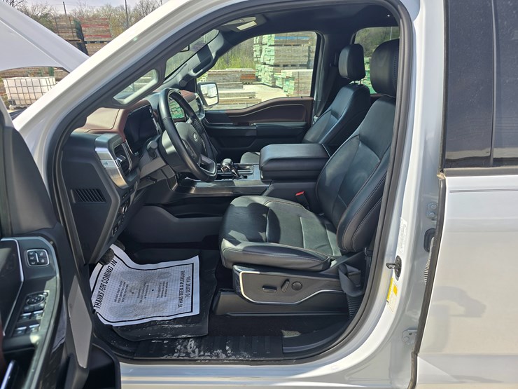 2022-ford-f150-image-28