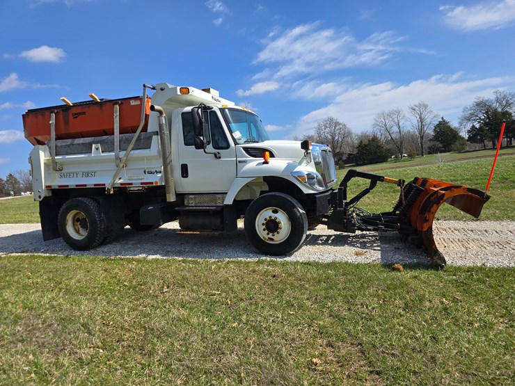 2015-international-workstar-7400-image-22