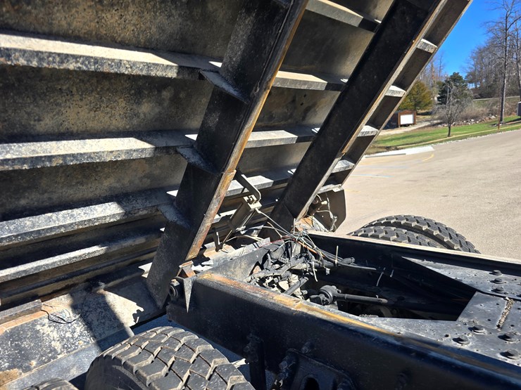 2000-sterling-l9500-image-40