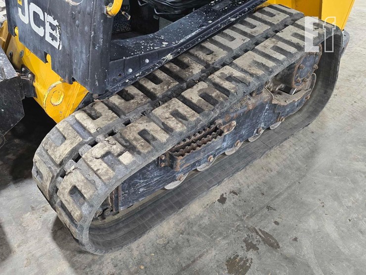 2021-jcb-3ts-8t-image-26