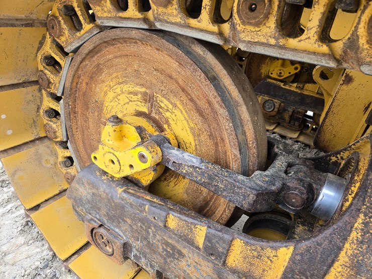 2001-caterpillar-963c-image-46