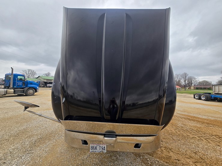 2014-kenworth-t660-image-62