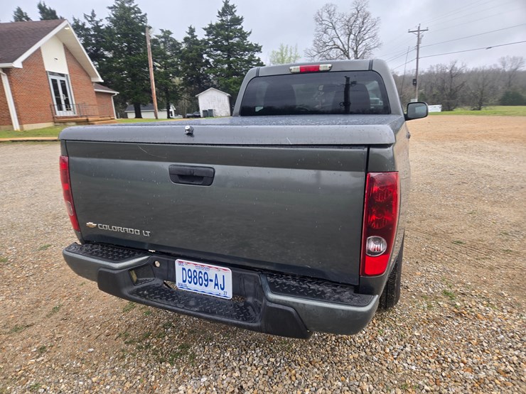 2011-chevrolet-colorado-image-11
