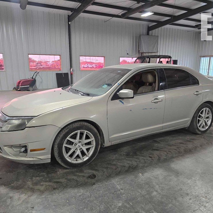 2010 FORD FUSION