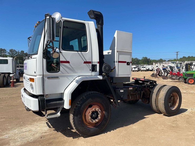 2003-sterling-sc8000-image-1
