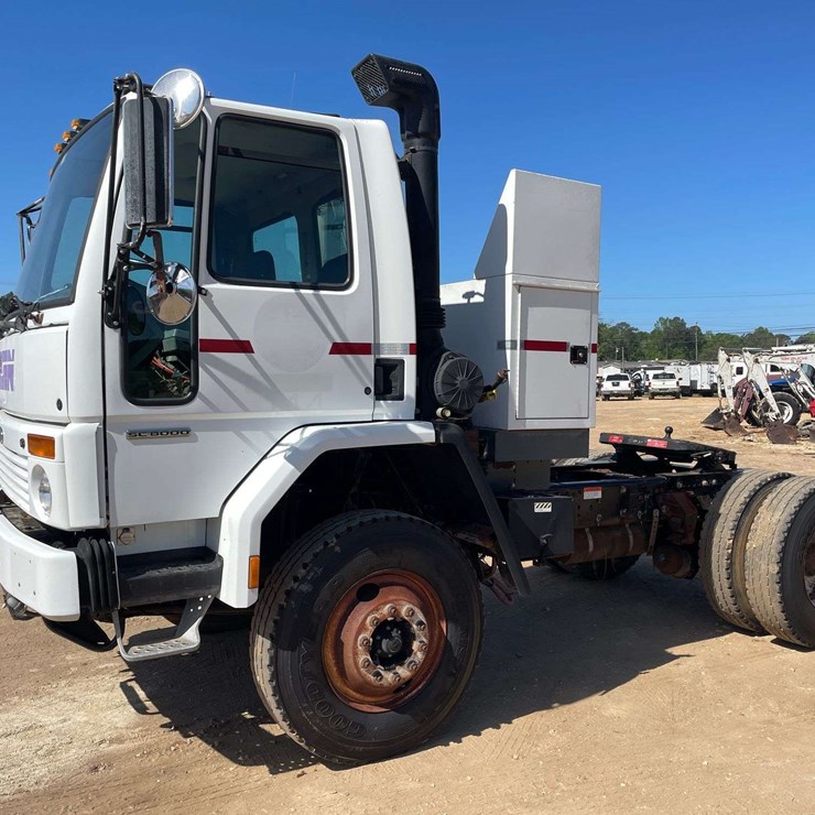 2003 STERLING SC8000