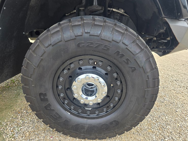 2020-ford-f550-image-117