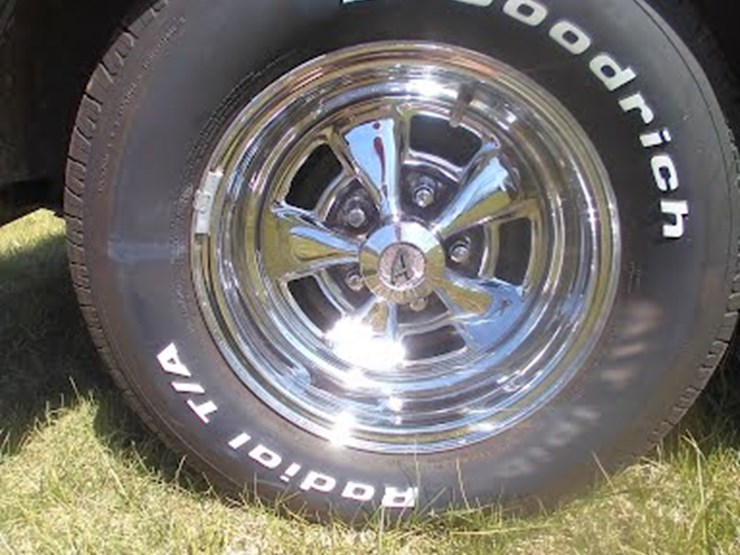 chevrolet-suburban-image-36