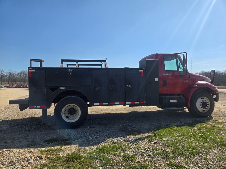 2007-international-durastar-4300-image-20