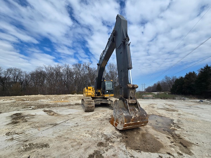 2007-deere-350d-lc-image-18