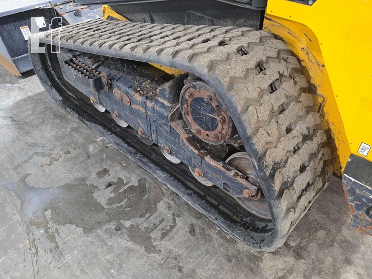 2020-jcb-3ts-8t-image-28