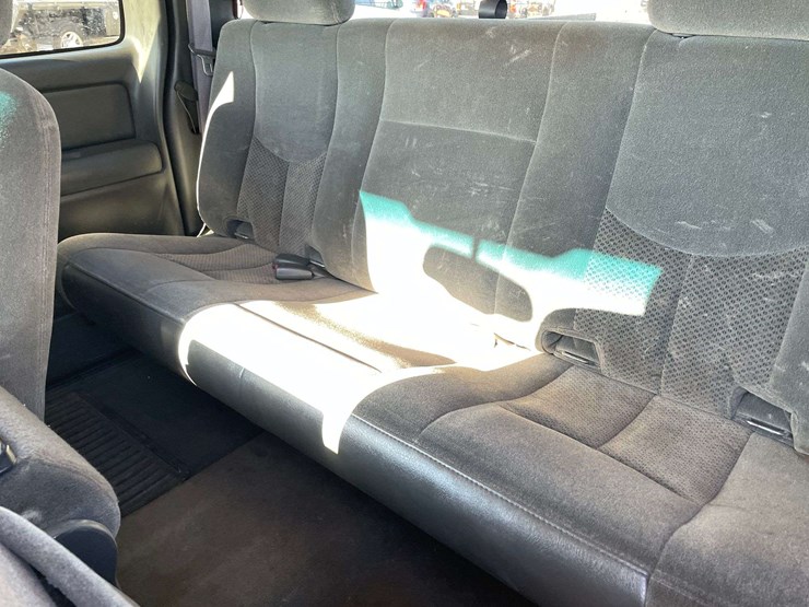 2005-chevrolet-silverado-1500-image-14