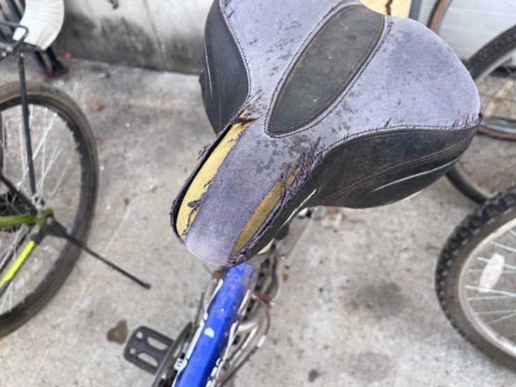 #7073-•-(3)-bikes-(o4)-image-5