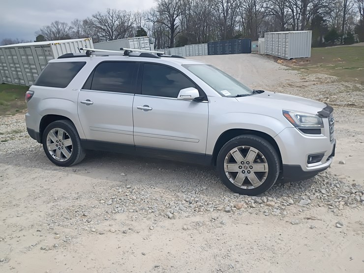 2017-gmc-acadia-image-12