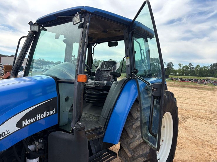 2006-new-holland-tl100a-image-12