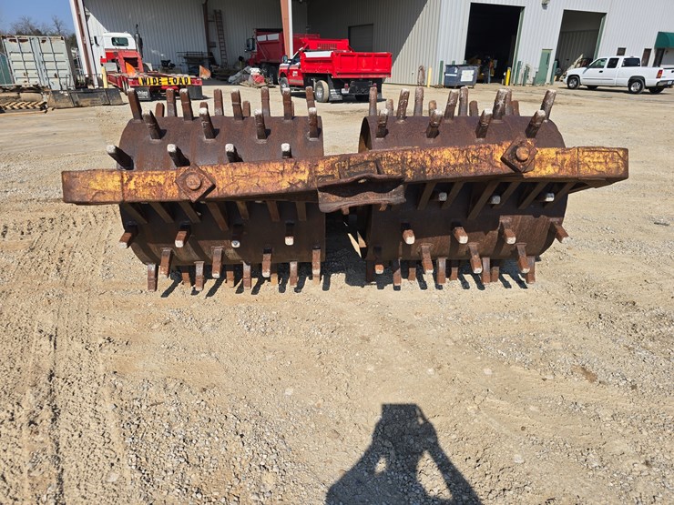 #22637-•-48"-pull-type-sheepsfoot-compactor-image-4