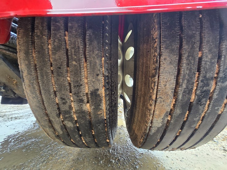 2017-western-star-5700xe-image-123