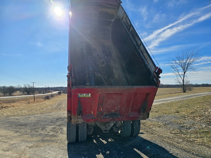 1998-mack-rd688s-image-44