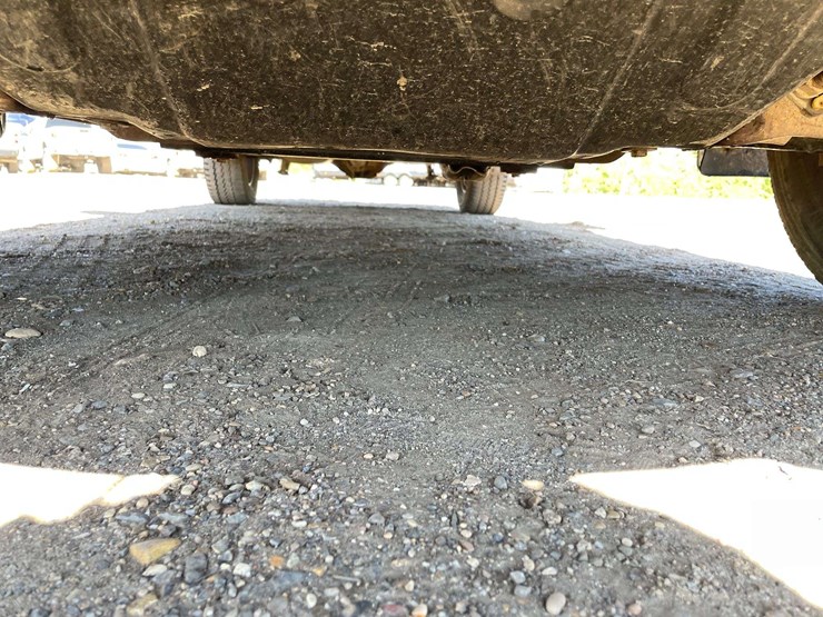 2019-chevrolet-silverado-1500-image-25