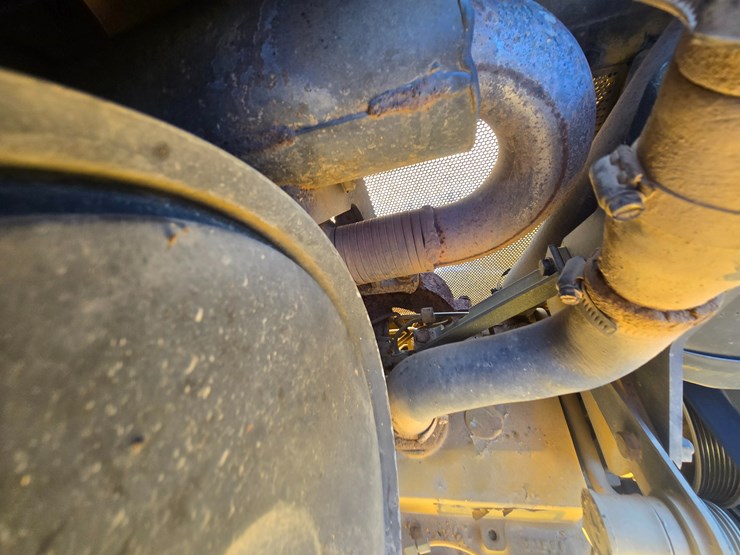 1998-deere-650g-image-23