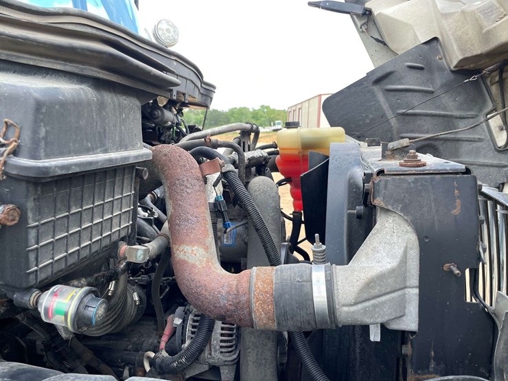 2013-international-durastar-4300-image-8