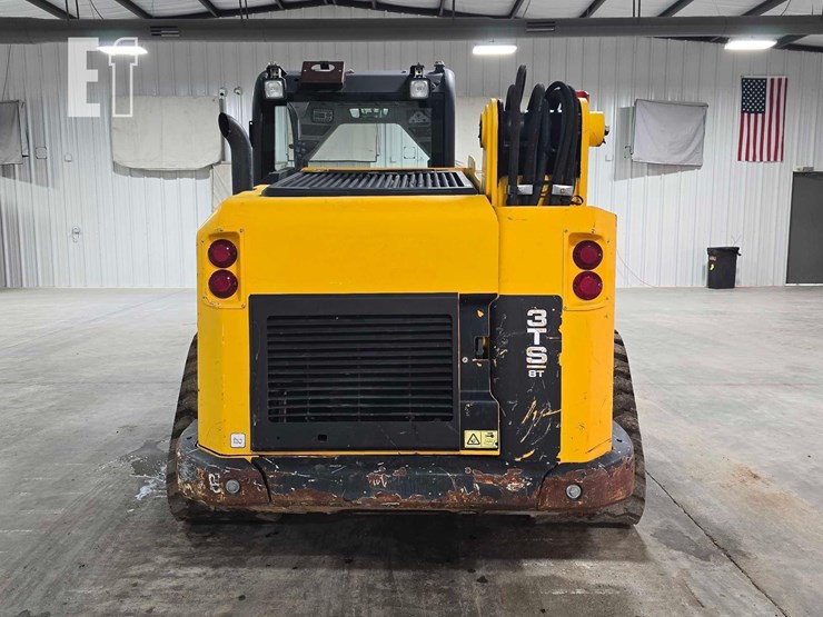 2020-jcb-3ts-8t-image-8