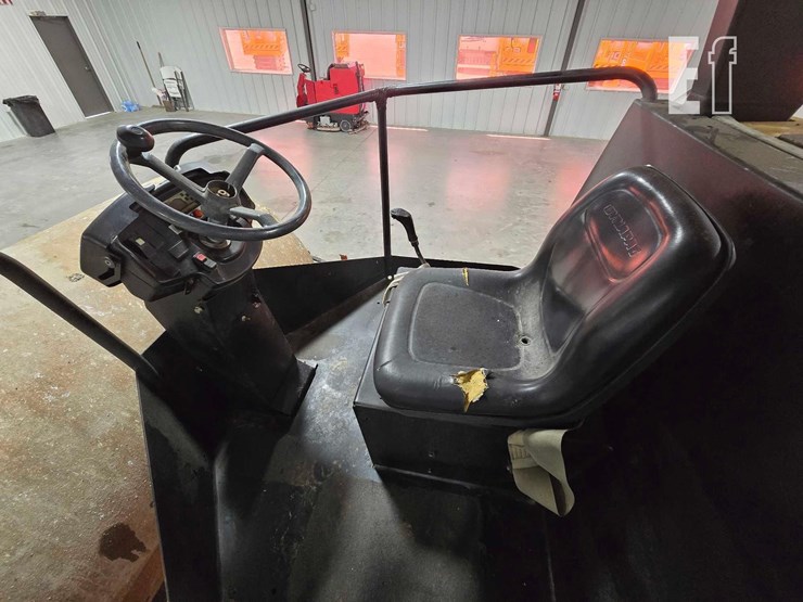 2011-dynapac-ca250d-ii-image-13