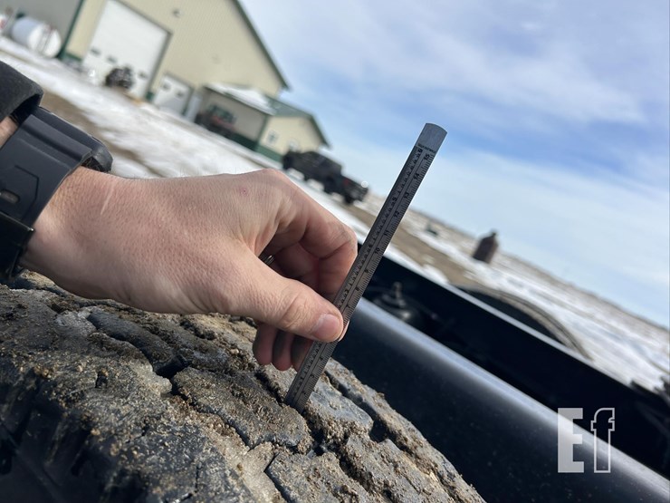 2012-peterbilt-386-image-59