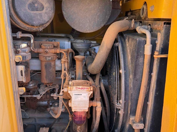 2005-deere-655c-image-17