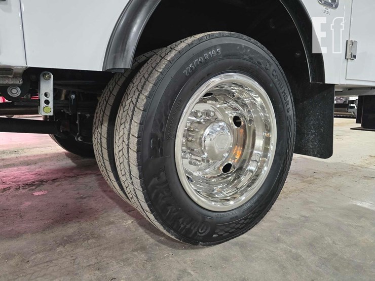 2024-ford-f550-sd-image-28