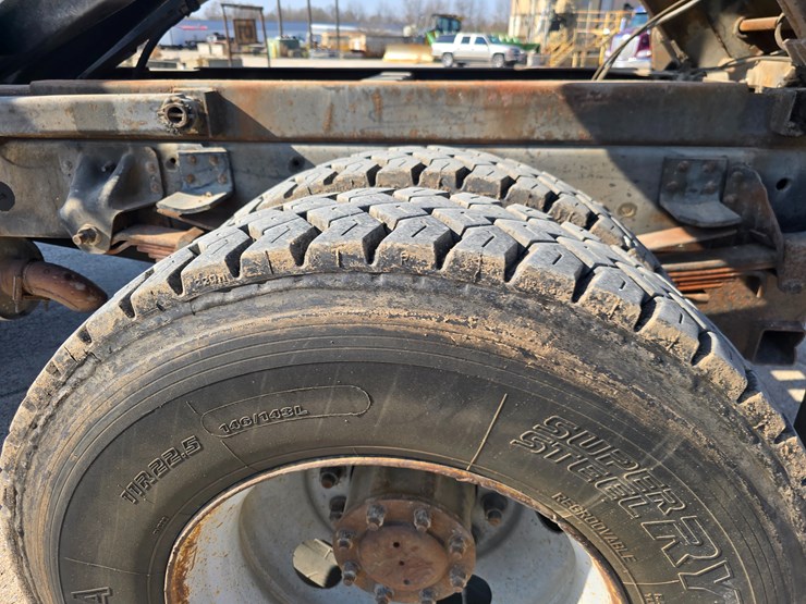 #22520-•-2002-gmc-c7500-dump-truck-image-68