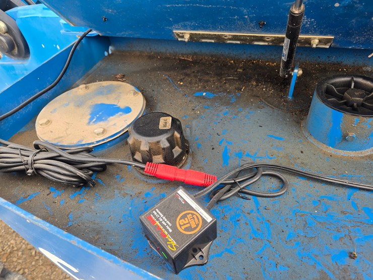 2015-genie-gth1056-image-94