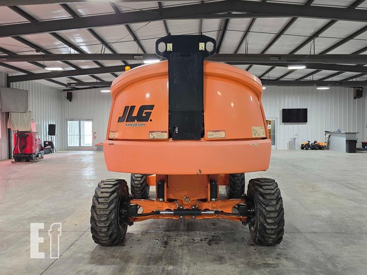 2019-jlg-460sj-image-8