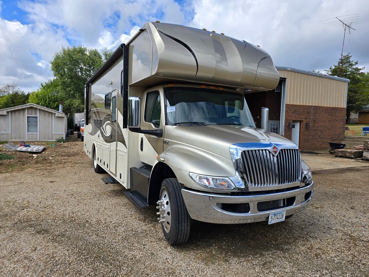 2021-international-mv607-image-40