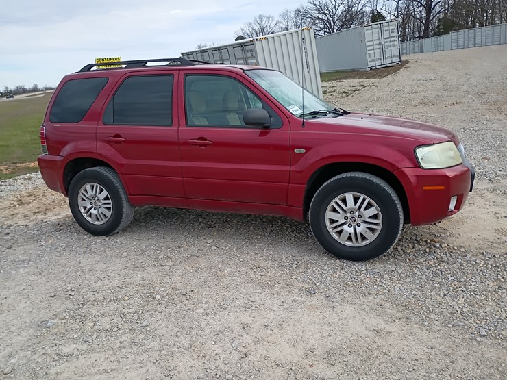 2005-mercury-mariner-image-12