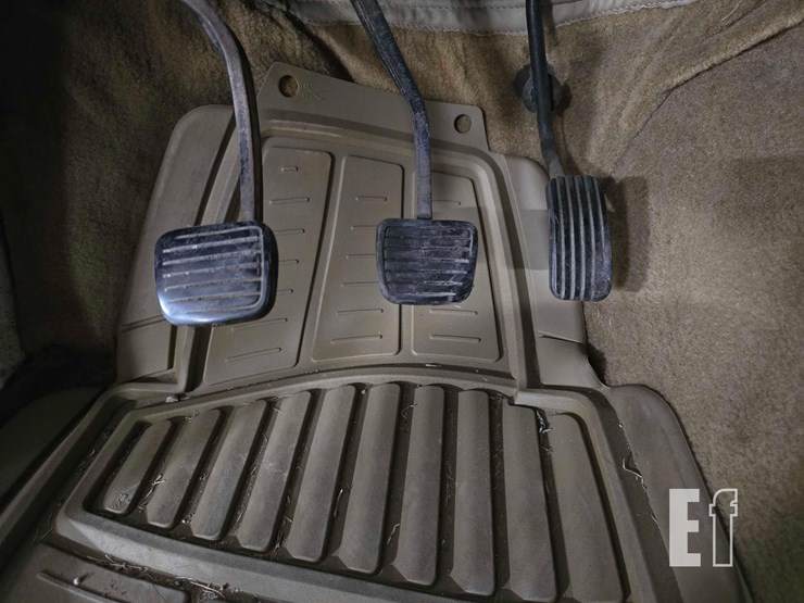 1991-isuzu-trooper-image-11