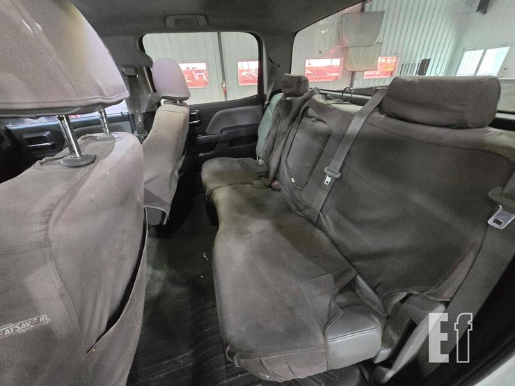 2015-chevrolet-silverado-1500-image-17