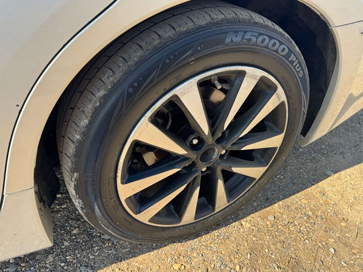 2018-nissan-altima-sl-4-door-sedan-(193,505-miles)-image-25