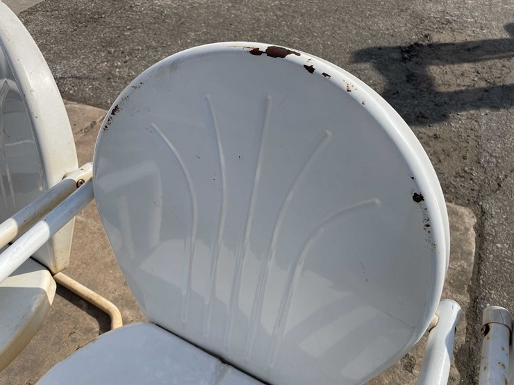 #7024-•-(4)-vintage-metal-patio-chairs-(o4)-image-8