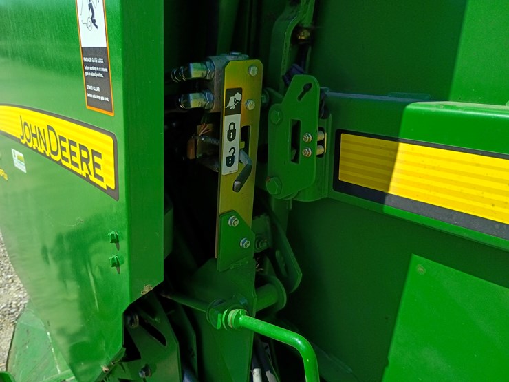 2014-john-deere-469-image-30