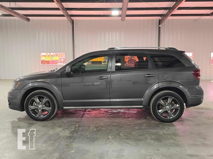 2015-dodge-journey-image-5