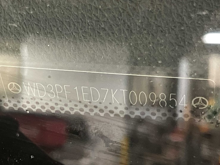 #1450-•-2019-mercedes-sprinter-van-(has-wi-title)-(of)-image-11