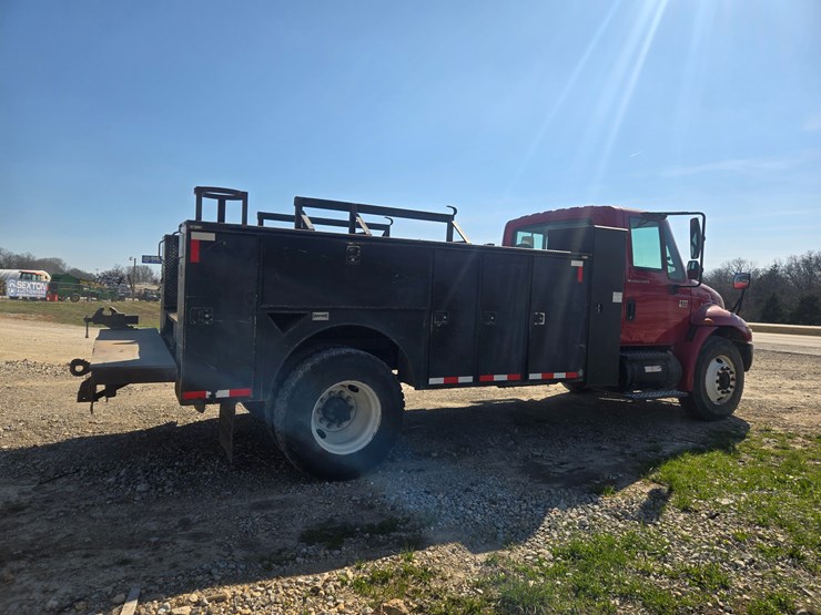 2007-international-durastar-4300-image-19