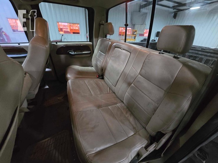 2005-ford-f250-lariat-image-15