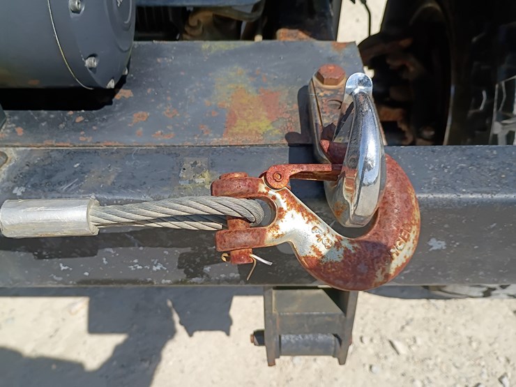 1993-jeep-wrangler-image-62