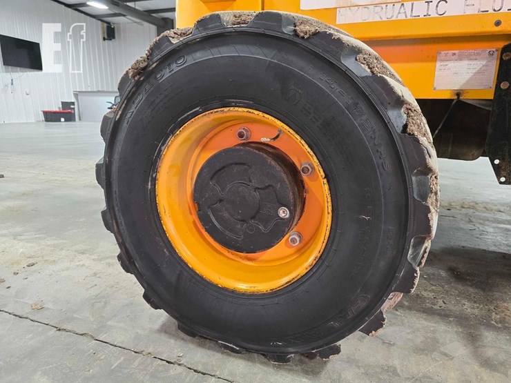 2007-jcb-930-image-24