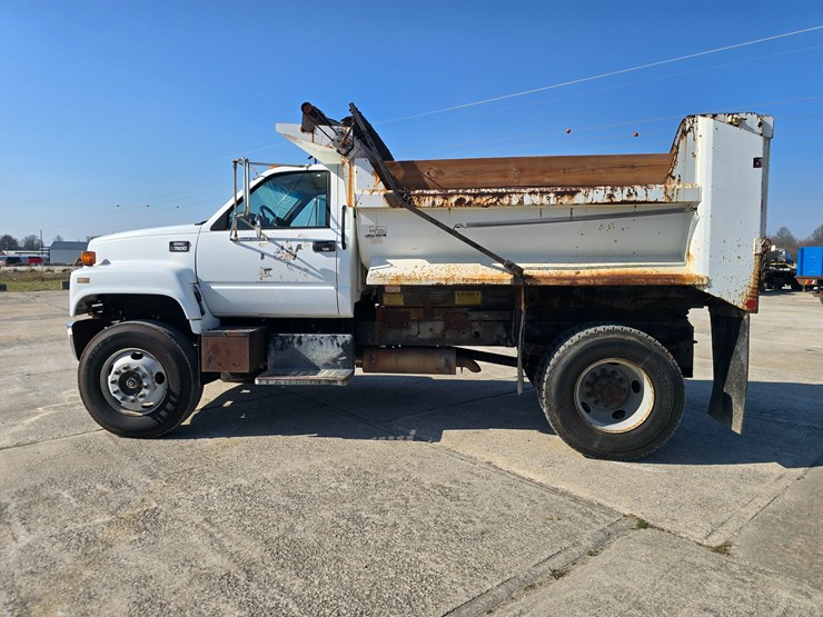 #22520-•-2002-gmc-c7500-dump-truck-image-4