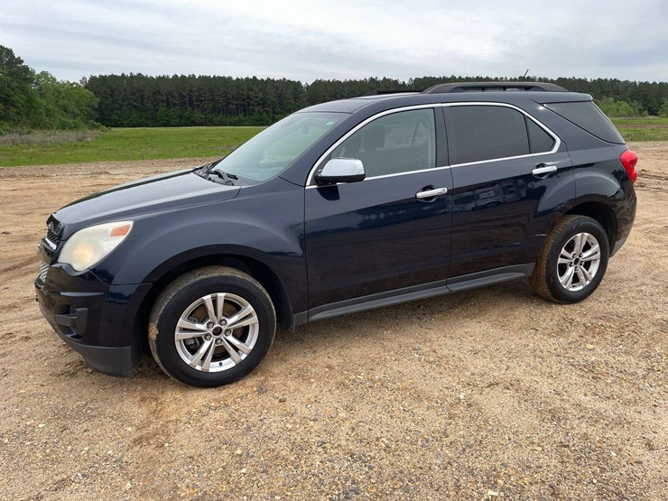 2015-chevrolet-equinox-lt-image-1